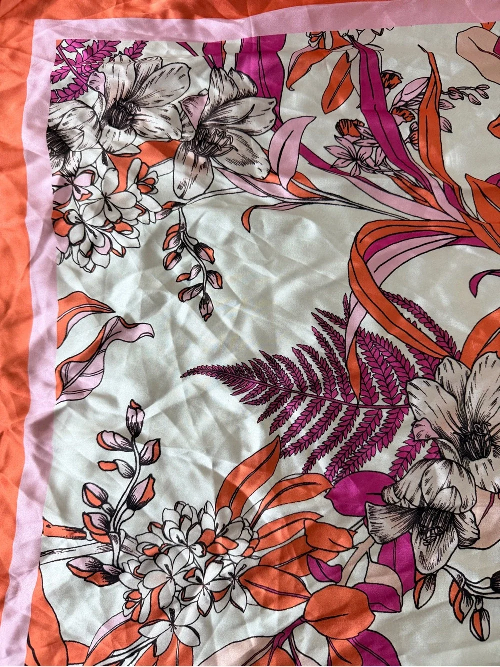 Cupshe Floral Satin Square Scarf in Orange and Pink
